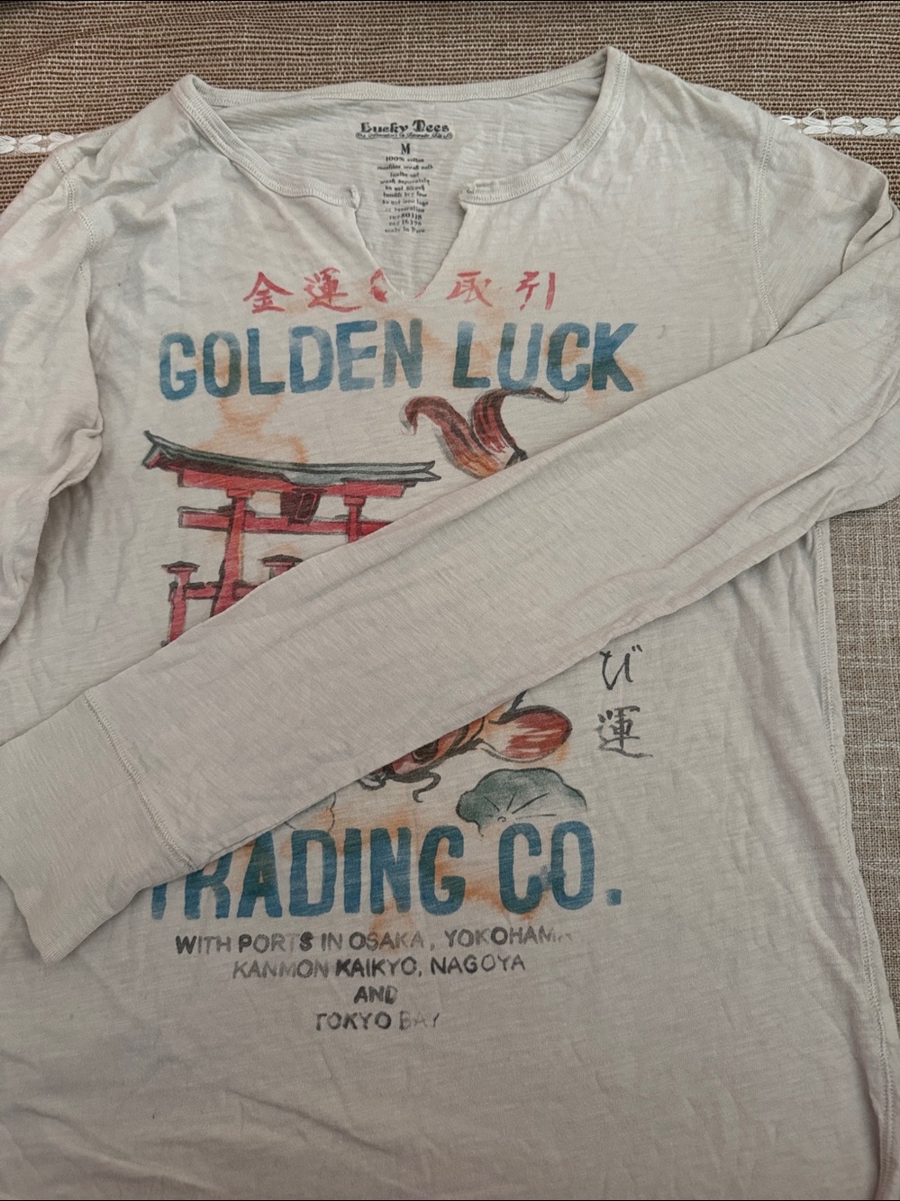Long sleeve t shirt by lucky tees - Picture 4 of 4